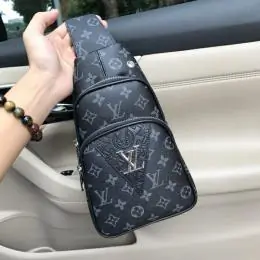 louis vuitton aaa homme mini sac a main s_120a736